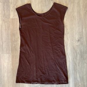 DownEast basics wonder tee. Brown.